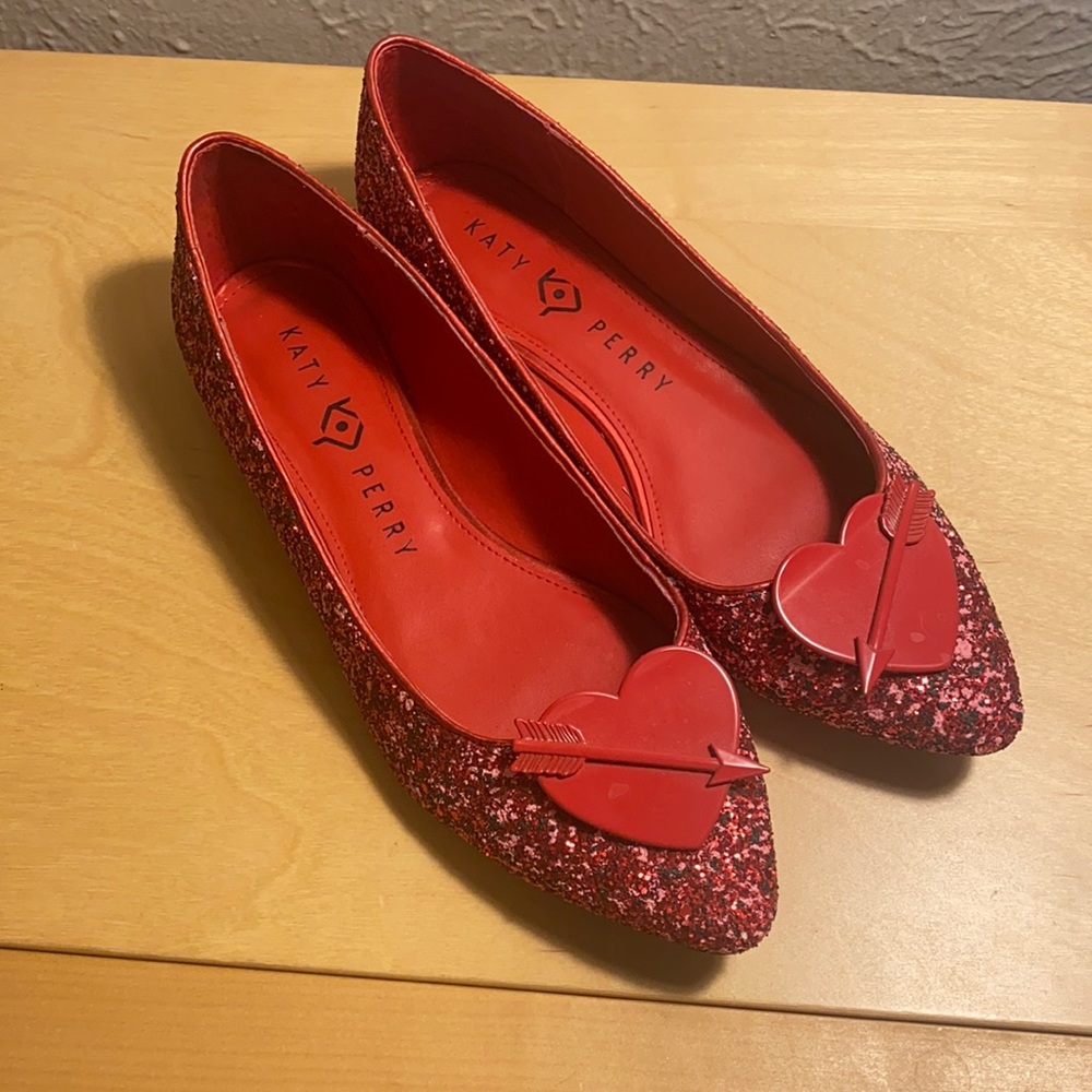 Katy Perry Red Sparkle heart flats size 7.5